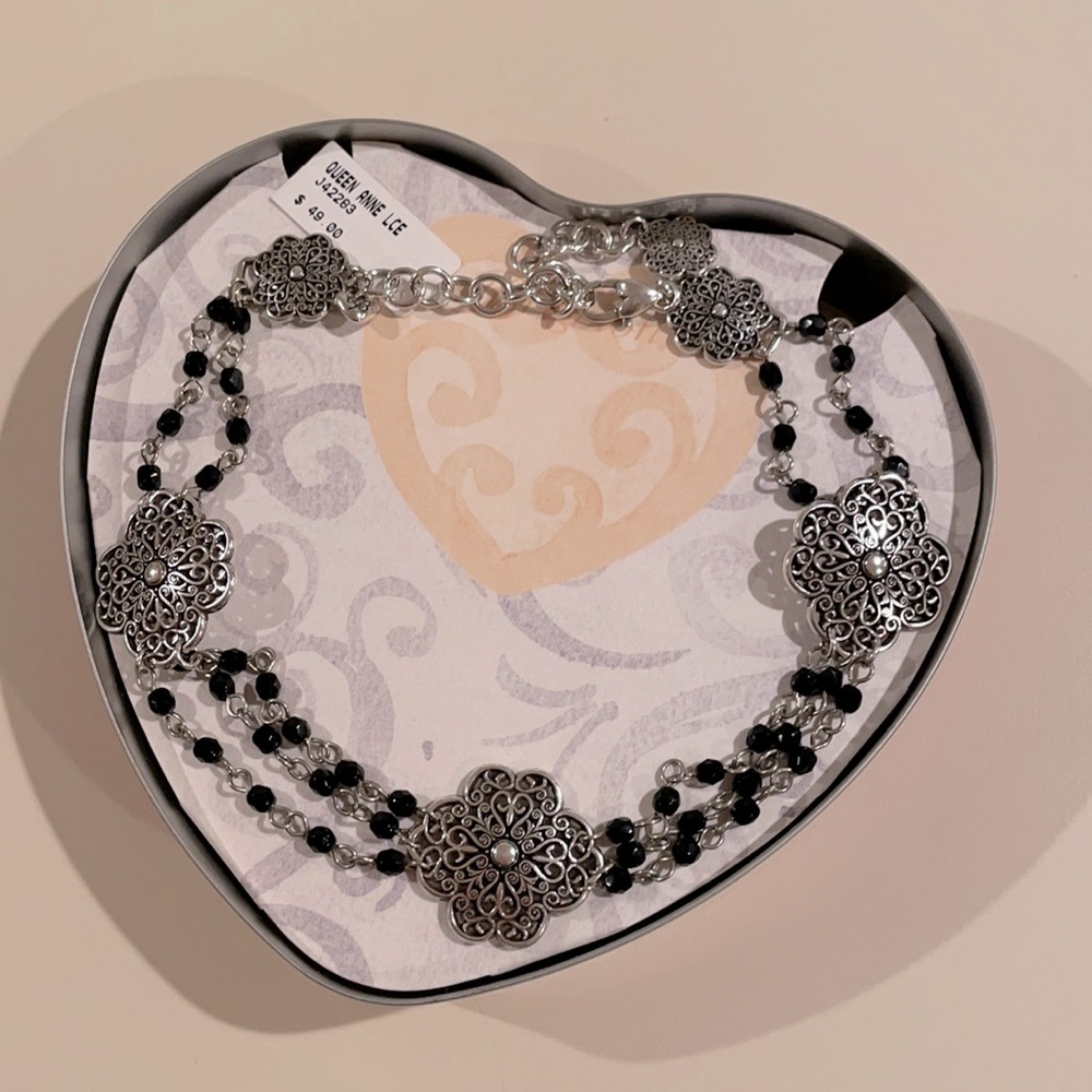 BRIGHTON QUEEN ANNE BLACK Beads Silver Choker.